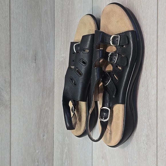 SAS Comfort Tripad Women Black Leather Sandals Shoes Sz 10W - Picture 2 of 11